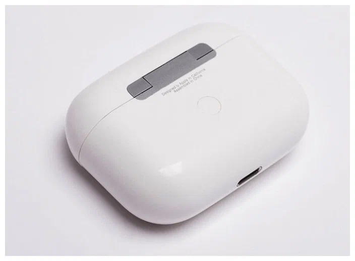 Зарядный кейс Apple AirPods Pro 2 в Челябинске купить по недорогим ценам с доставкой